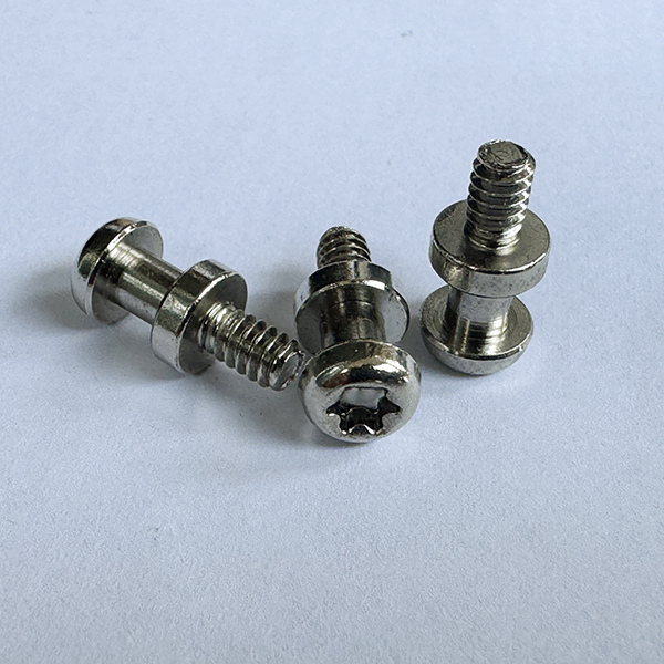 3 Die 3 Blow Make dia. 8mm KD-306 Titanium Alloy Screws Fasteners Bolts Hot Warm Heading Manufacturing Machine