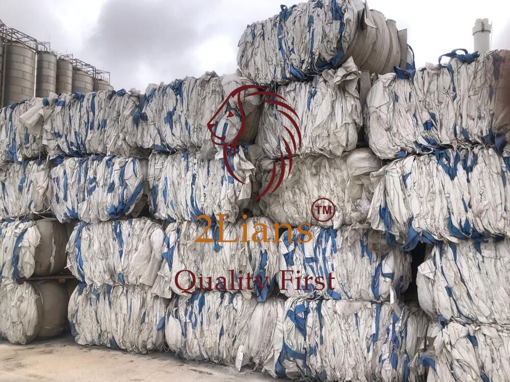 PP Jumbo bags on bales White