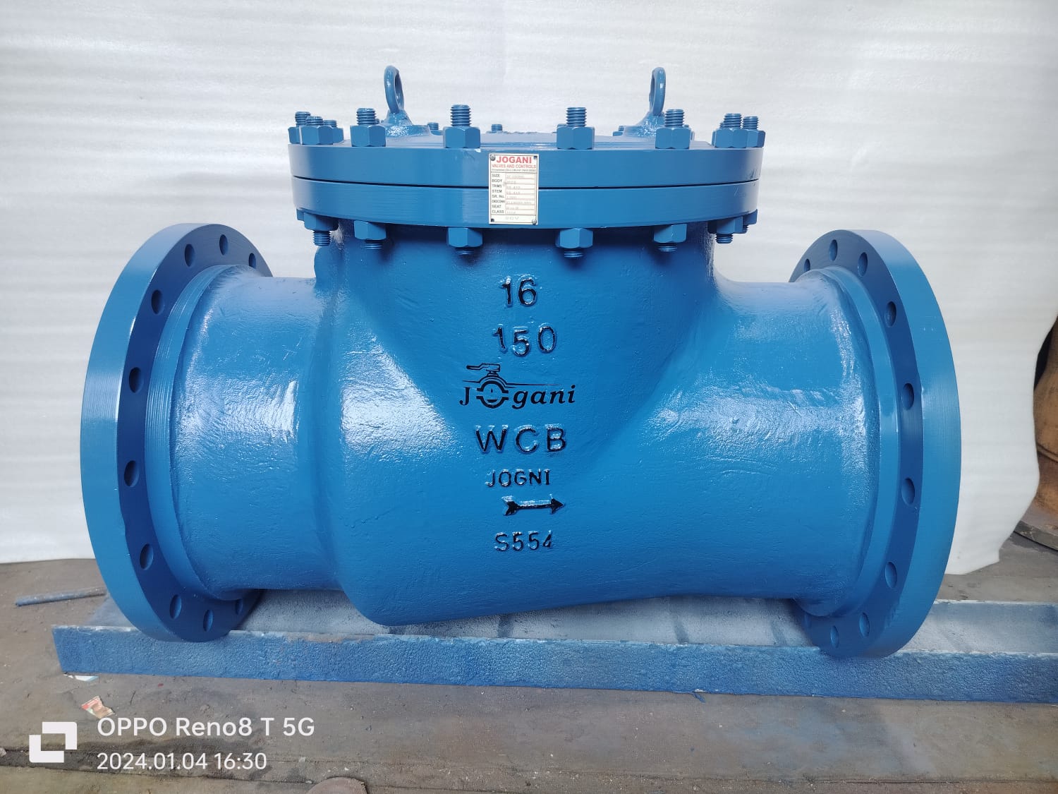 Swing Check Valve - Stainless Steel, Industrial Grade Design | Automatic Flow Control, Unguided Disk Mechanism, Versatile For Liquids And Gases
