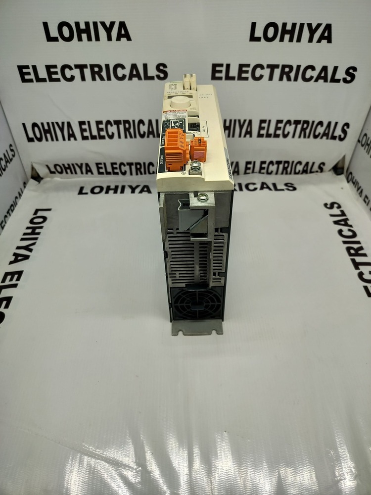 SCHNEIDER LXM32AD30N4 MOTION SERVO DRIVE