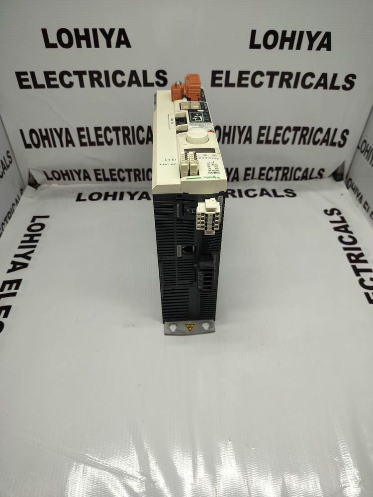 SCHNEIDER LXM32AD30N4 MOTION SERVO DRIVE