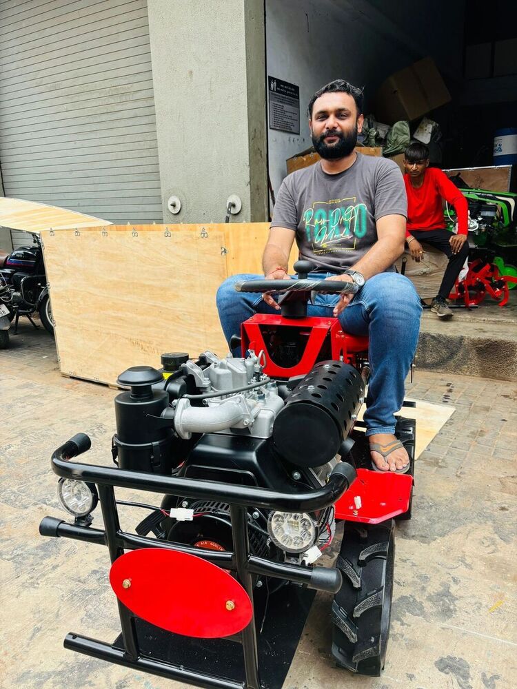 Seating Type Power Weeder