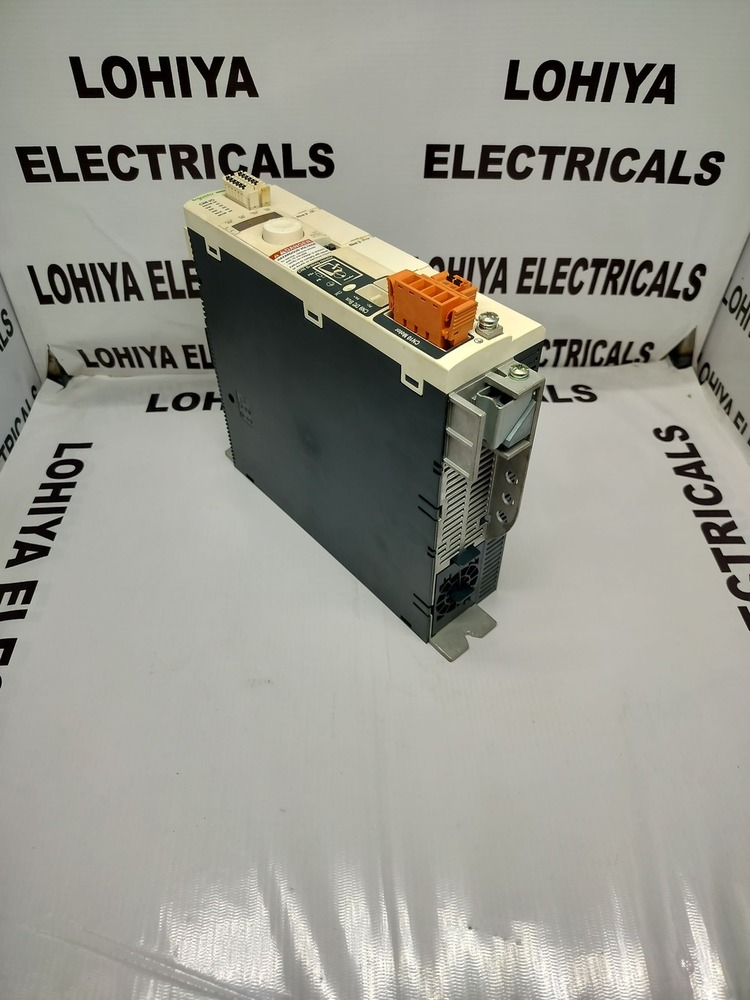 SCHNEIDER LXM32MD18N4 MOTION SERVO DRIVE