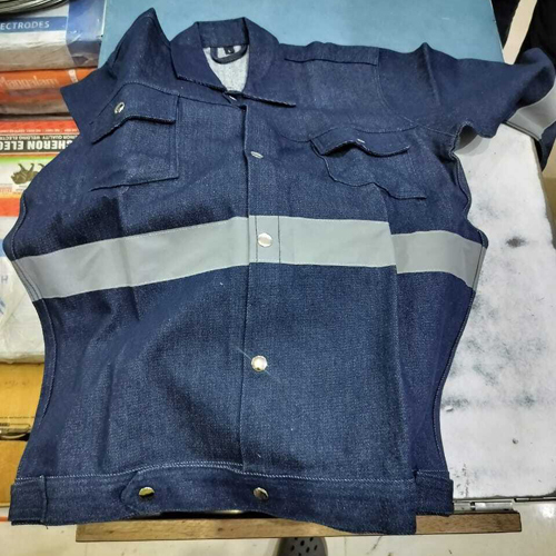 Mens Jeans Jacket - High-quality Fabric, Four Functional Pockets, Quick-dry Design, Normal Warmth For All Seasons, Versatile For Casual & Semi-formal Wear