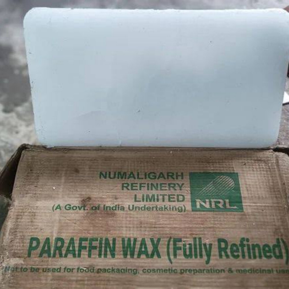 Fully Refined Paraffin Wax - Solid, Melting Point 58-60°C, Low Viscosity, Oil Content Less Than 0.5% | Ideal for Candle Making, Pillars, Votives, Tapers