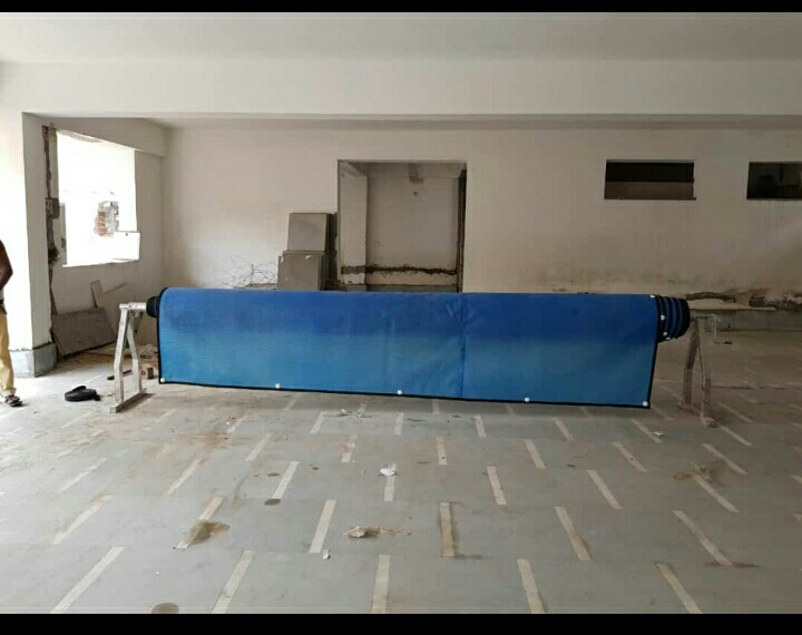 Pool Cover Roller Stand - Color: Silver