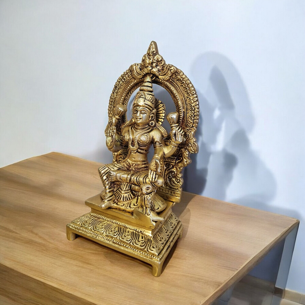 Brass Decorative Lakshmi Murti | Divine Idol For Festival Decoration & Blessings | Brass Lakshmi Statue ( Yellow, 7 Inch)