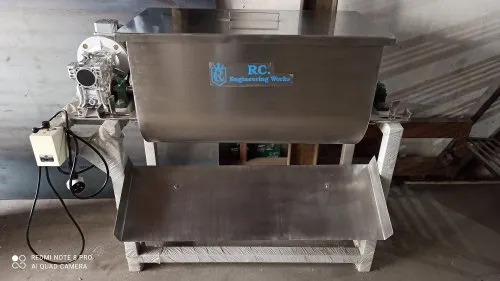 50 Kg Ss 304 Ribbon Mixer - Automatic Grade: Semi-Automatic