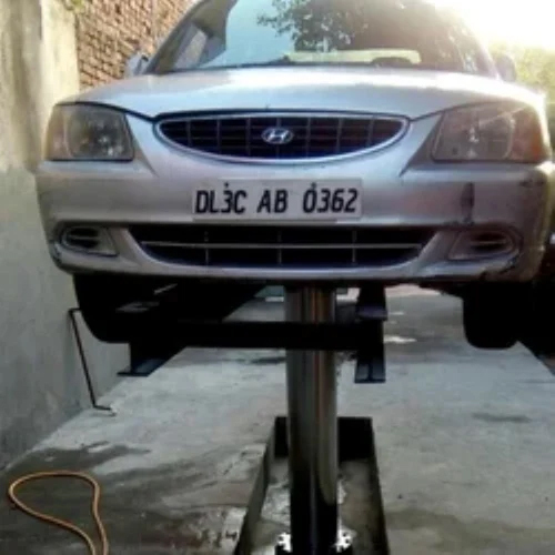 Single Post Car Washing Lift - Lifting Capacity: 4000  Kilograms (Kg)