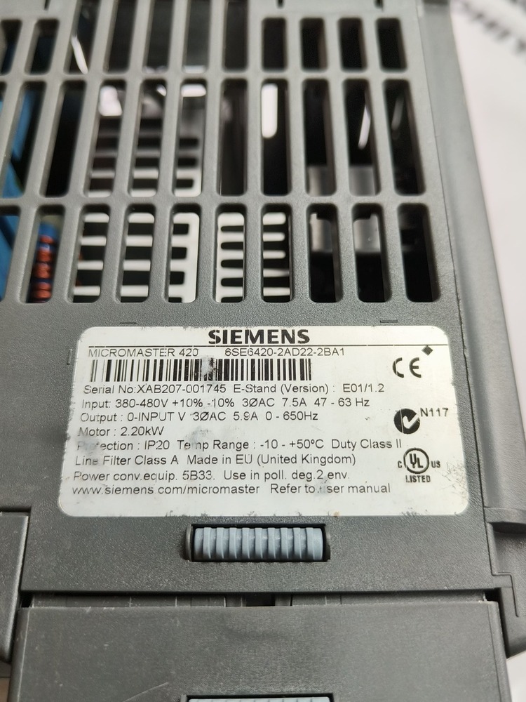 Siemens 6se6420-2ad22-2ba1 Ac Drive - Used, Variable Frequency Control, High Efficiency Performance, Energy-saving Technology