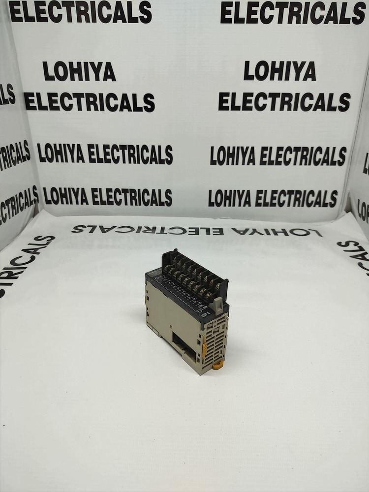 Omron Cj1w-oc211 Output Module