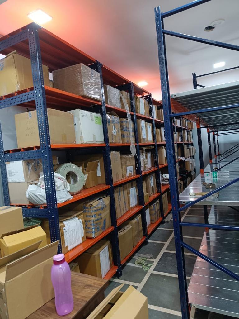 Slotted Angle Racks - Multi-purpose Industrial Storage Solution , Versatile Design For Warehouse, Kitchen, And Bathroom Use