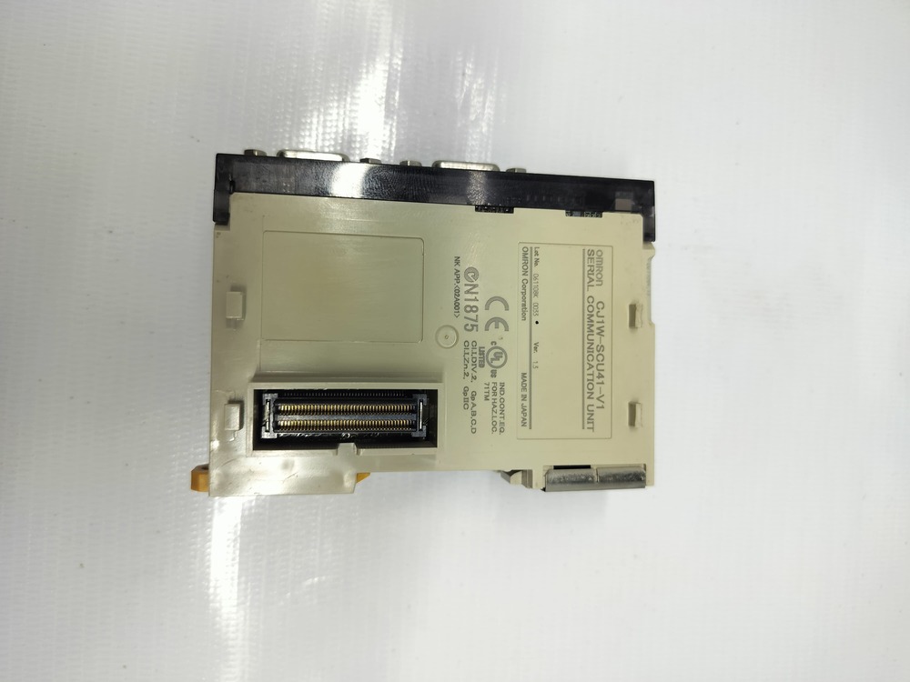 OMRON CJ1W-SCU41-V1 INTERFACE MODULE