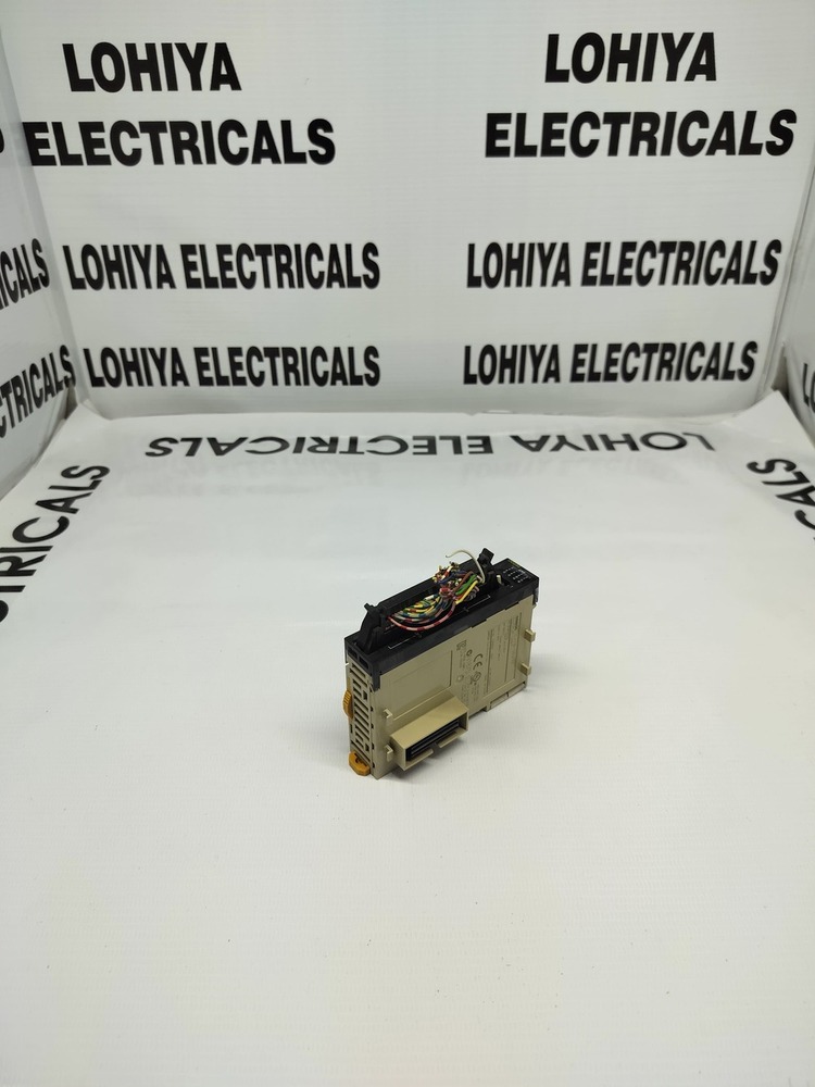 Omron Cj1w-od232 Output Module