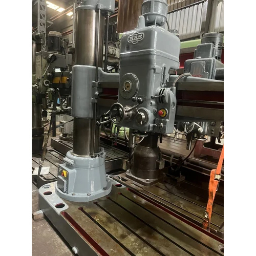 Mas Vr4 Used Radial Drill Machine - Automatic Grade: Semi-automatic