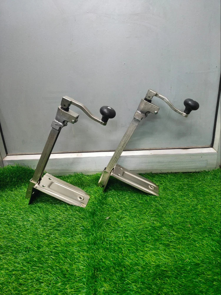 Table Top Tin Cutter - Height: 6 Inch (In)