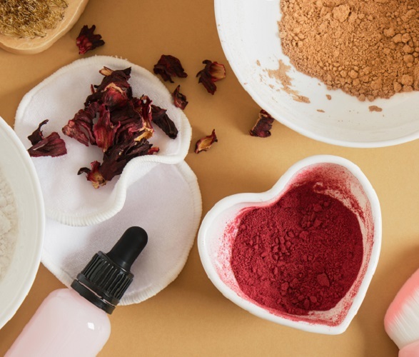 Hibiscus Flower Powder - 25 Kg, 100% Natural, Fine Texture, Vibrant Red-pink Color, Eco-friendly Packaging, Ideal For Skincare And Haircare Applications