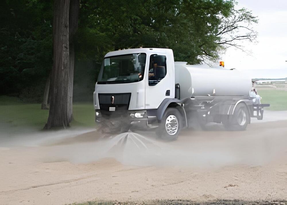 Water Sprinkler Vehicle - Length: 180 Inch (In)