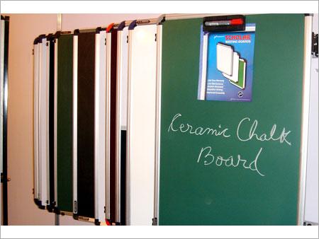 सिरेमिक चॉकबोर्ड