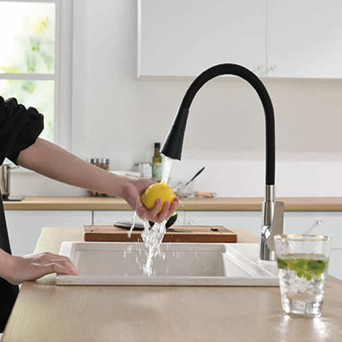 Rotating Silicone Nose Kitchen Faucet - Material: Steel