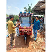 Electric Three Wheeler Rickshaw - Lead Acid Batteries, 1000w Motor Power, 100 Km Range, 4 Seater | Eco-friendly Urban Commute Solution