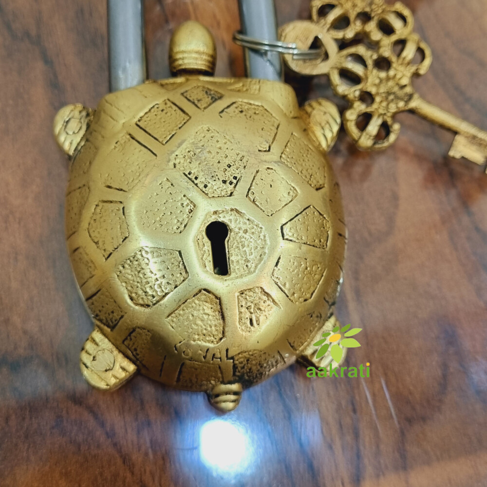 Aakrati Antique Of Tortoise Figure Padlock (Yellow)