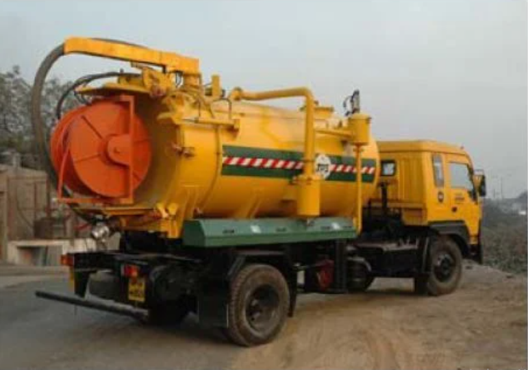 Sewer Suction Jetting Machine - Warranty: Yes