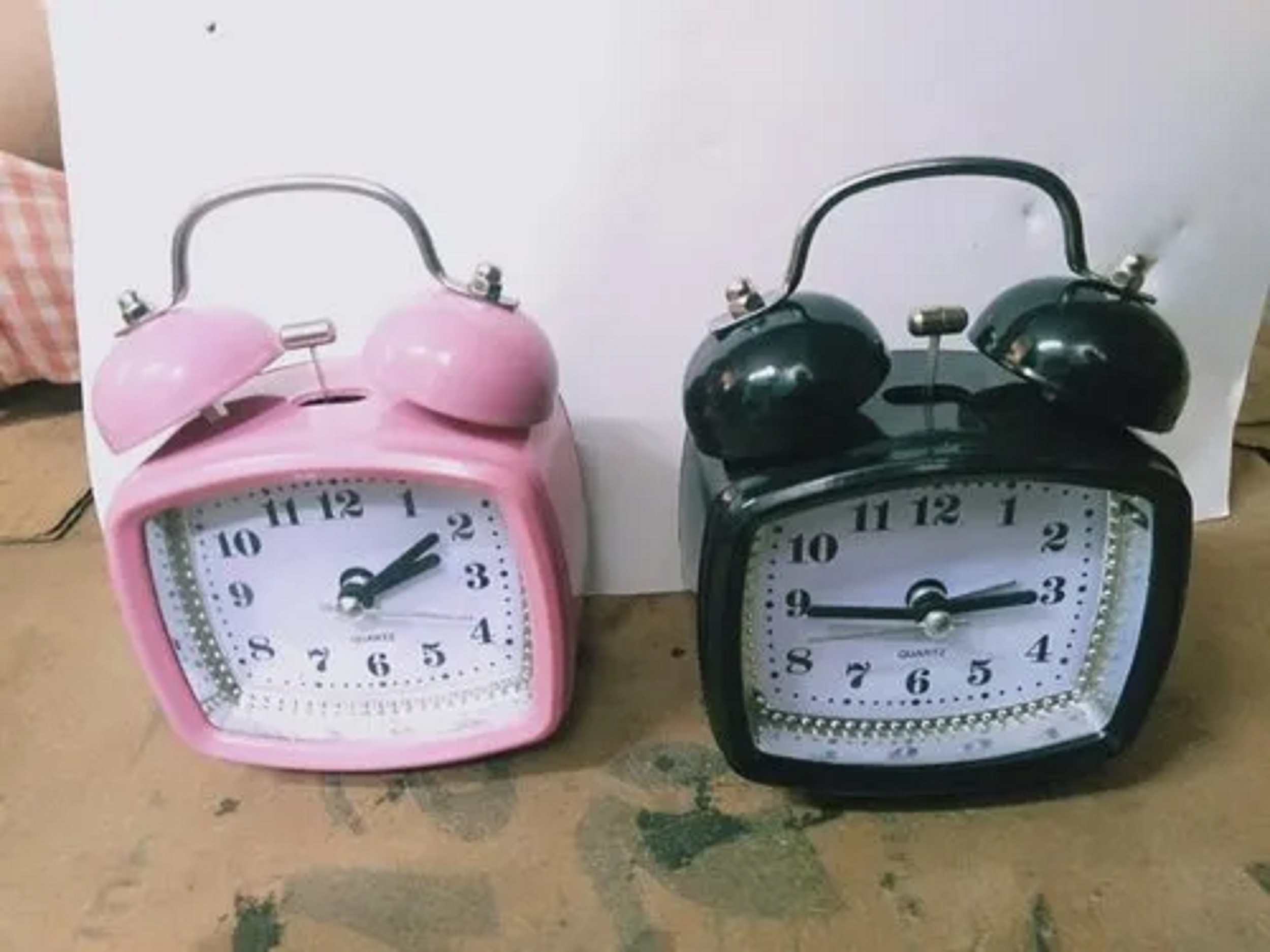 Alarm Table Clocks - Sleek Modern Design, Multiple Alarm Settings - Perfect For Bedrooms Or Offices
