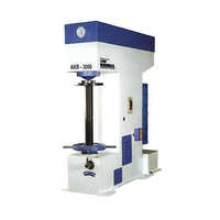 Brinell Hardness Testing Machine - Accuracy: 100  %