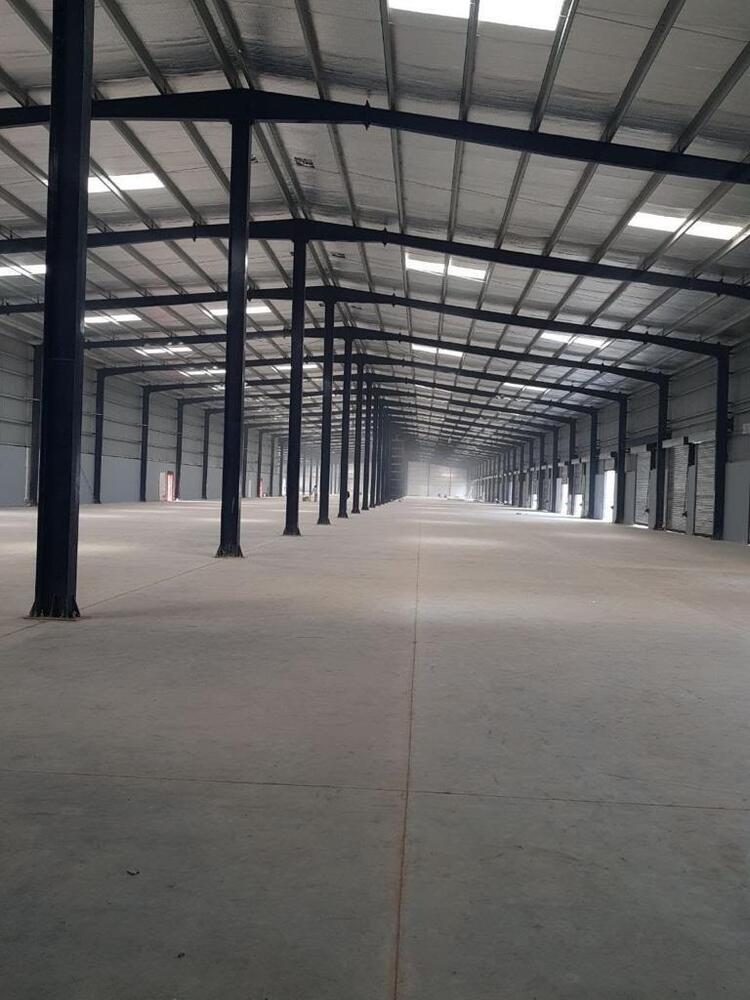 Warehouse Building - Color: As Per Requirement