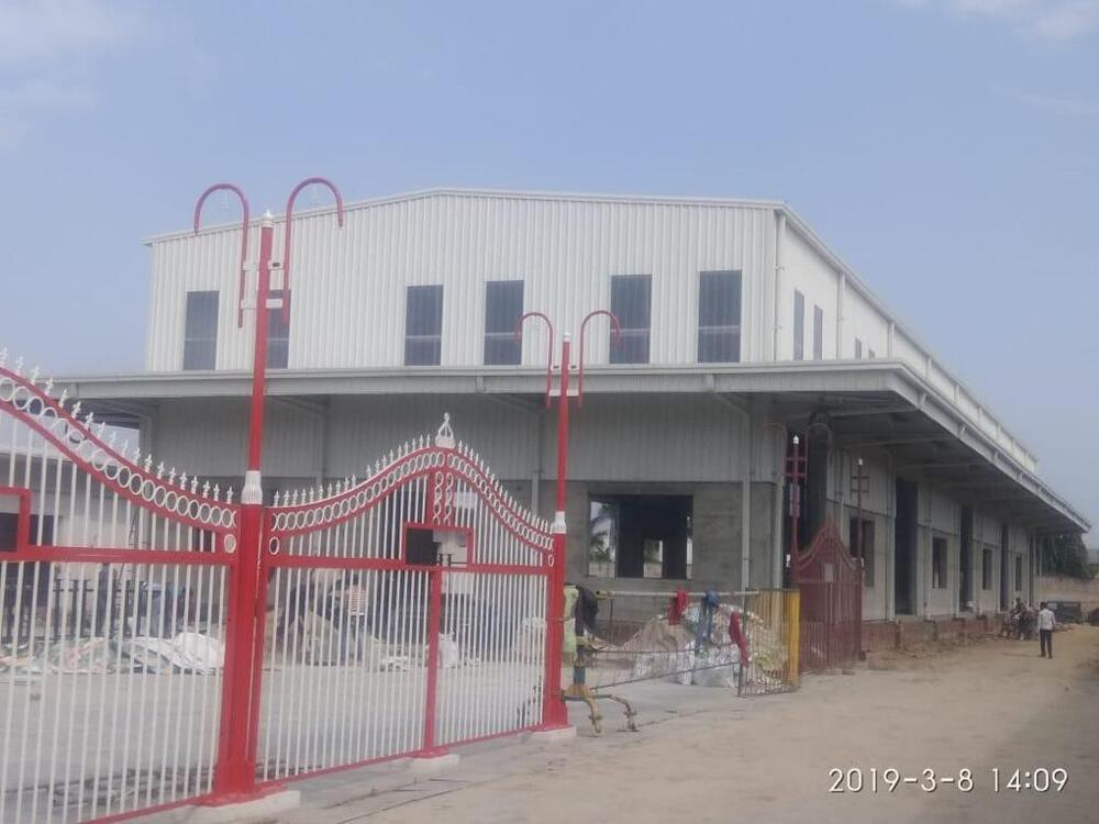 Pre Engineering Building With Cranes - Steel & Frp Prefab Structure, 25-year Life Span, Eco-friendly, Easily Assembled, Paint Coated Finish