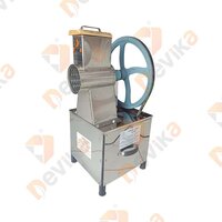 Jaggery Powder Machine - Capacity: 40-50 Kg/hr