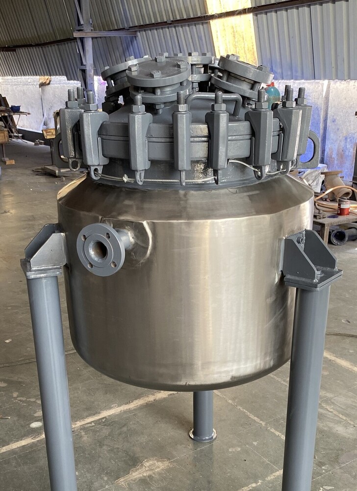 JACKETED GLASS LINED TANK