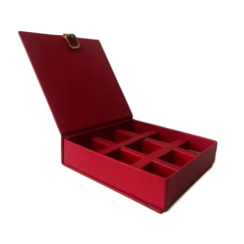 Chocolate Round Box - Color: Red