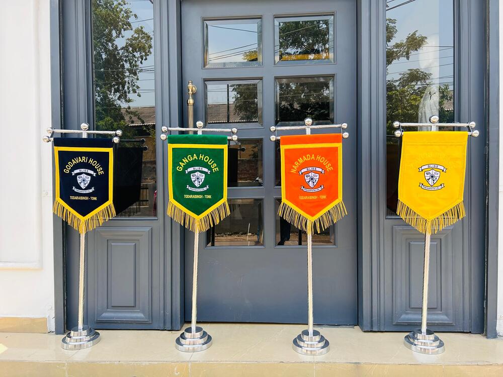 Flag Stand In Ss - Style: Hanging