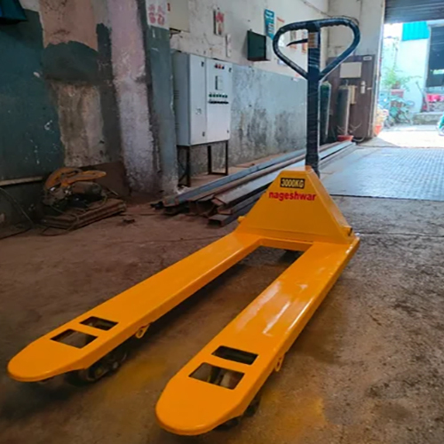 Paper Reel Pallet Truck - Attributes: Durable