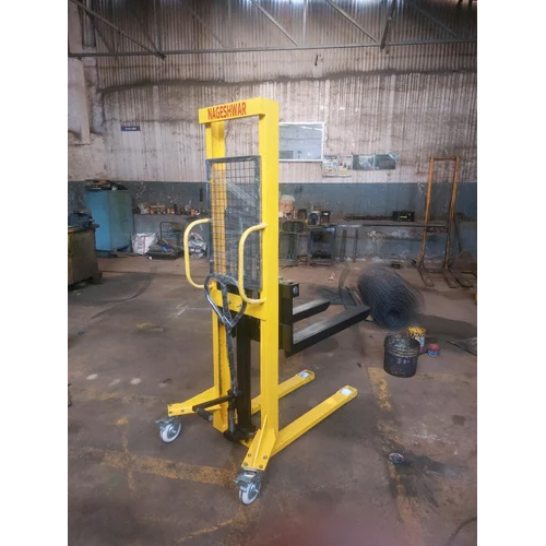 Manual Hydraulic Stacker - Attributes: Durable