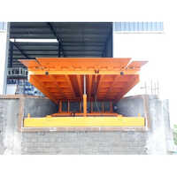 Hydraulic Dock Leveler - Attributes: Strong