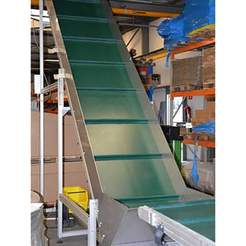 Inclined Belt Conveyor With Moller - Color: Green