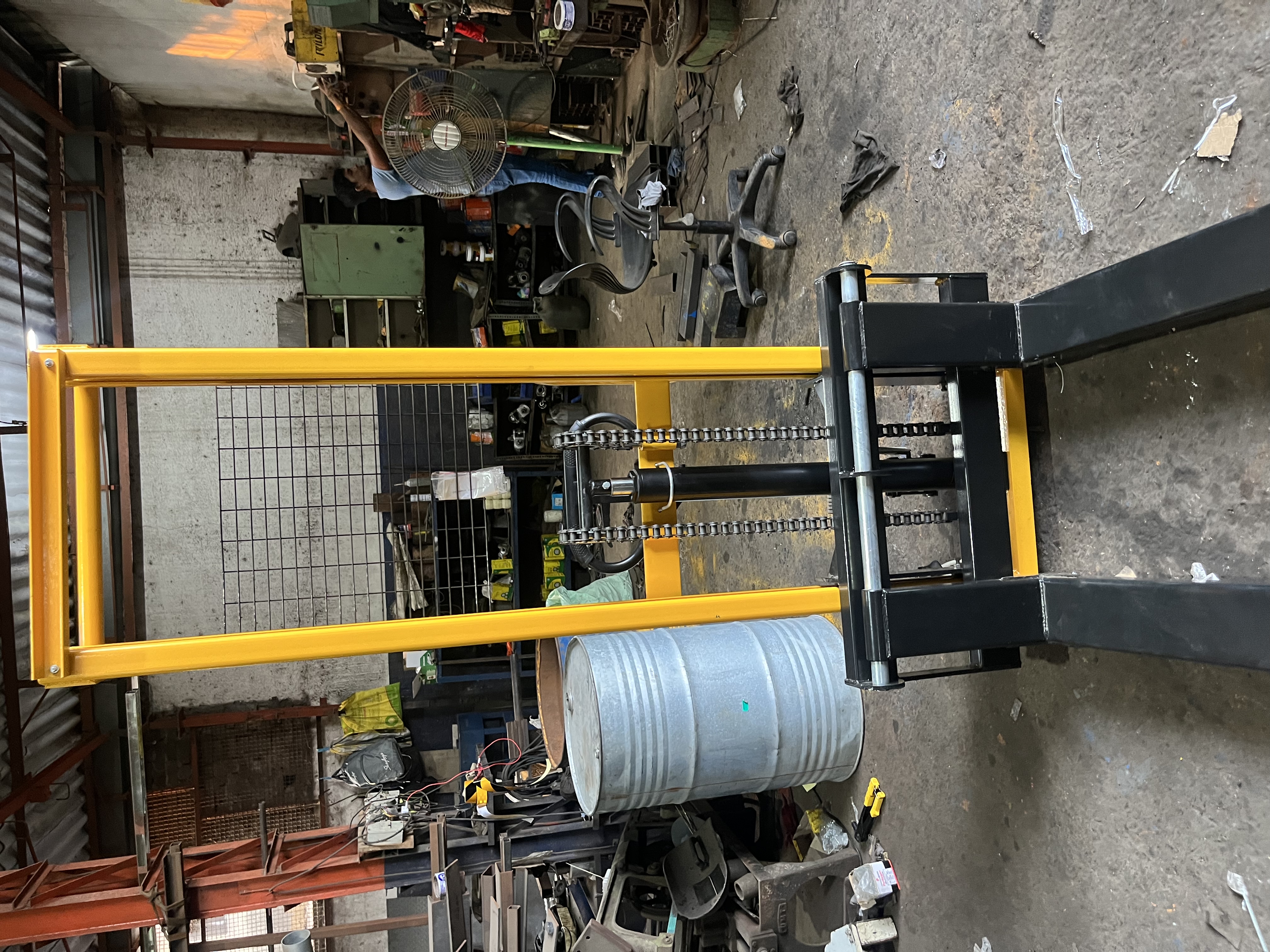 Mild Steel Heavy Duty Stacker 