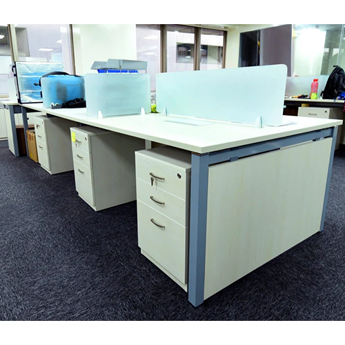 32 MM Screen Based Desking System