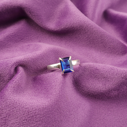 Blue Rect Ring