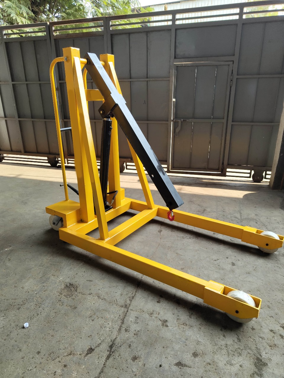 Floor Crane 5 Ton