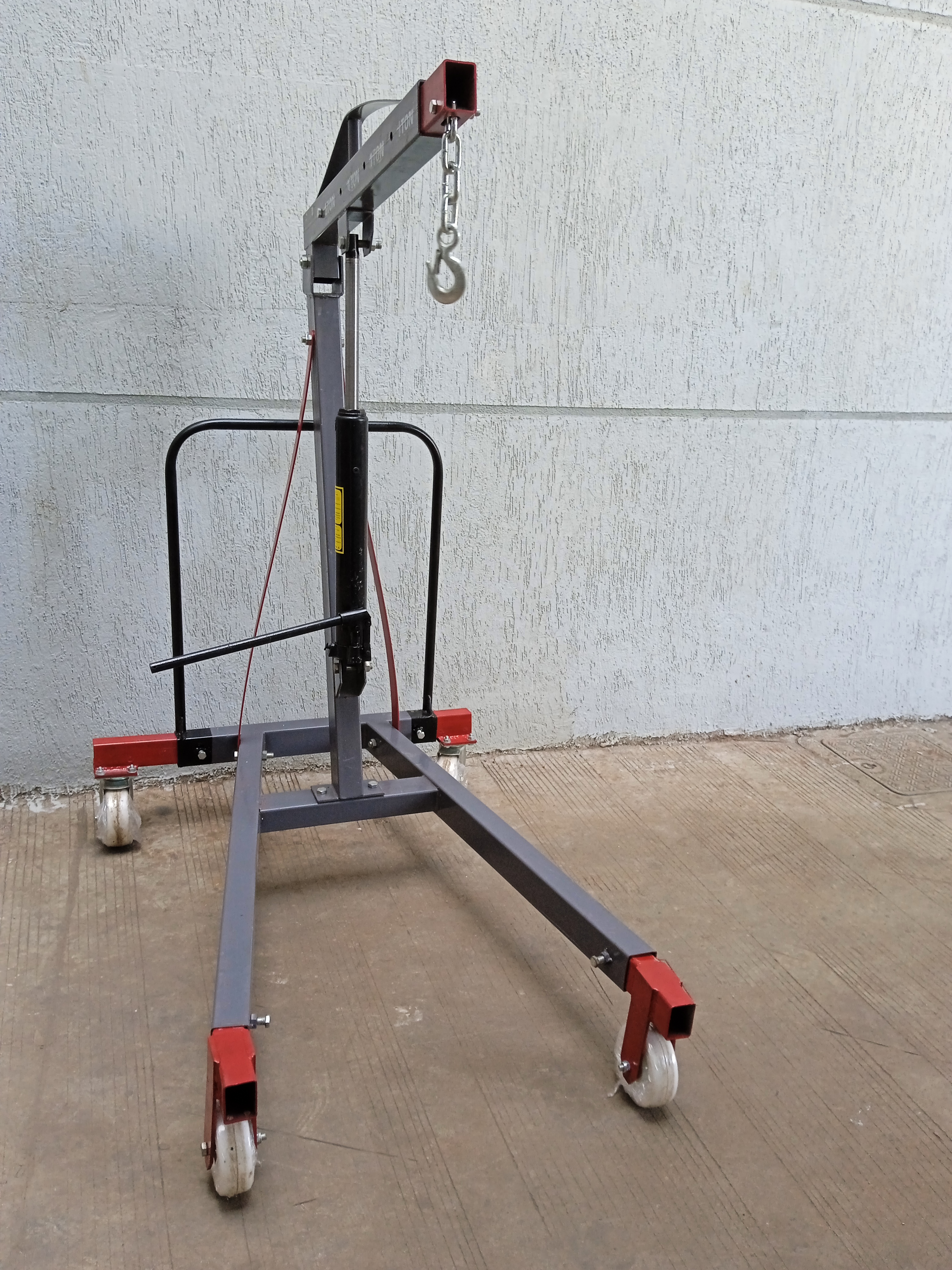 Mobile Floor Crane - Mild Steel, Standard Size, Grey | 3-ton Capacity, Manual Hand/foot Pump, Compact Design, Smooth Maneuverability