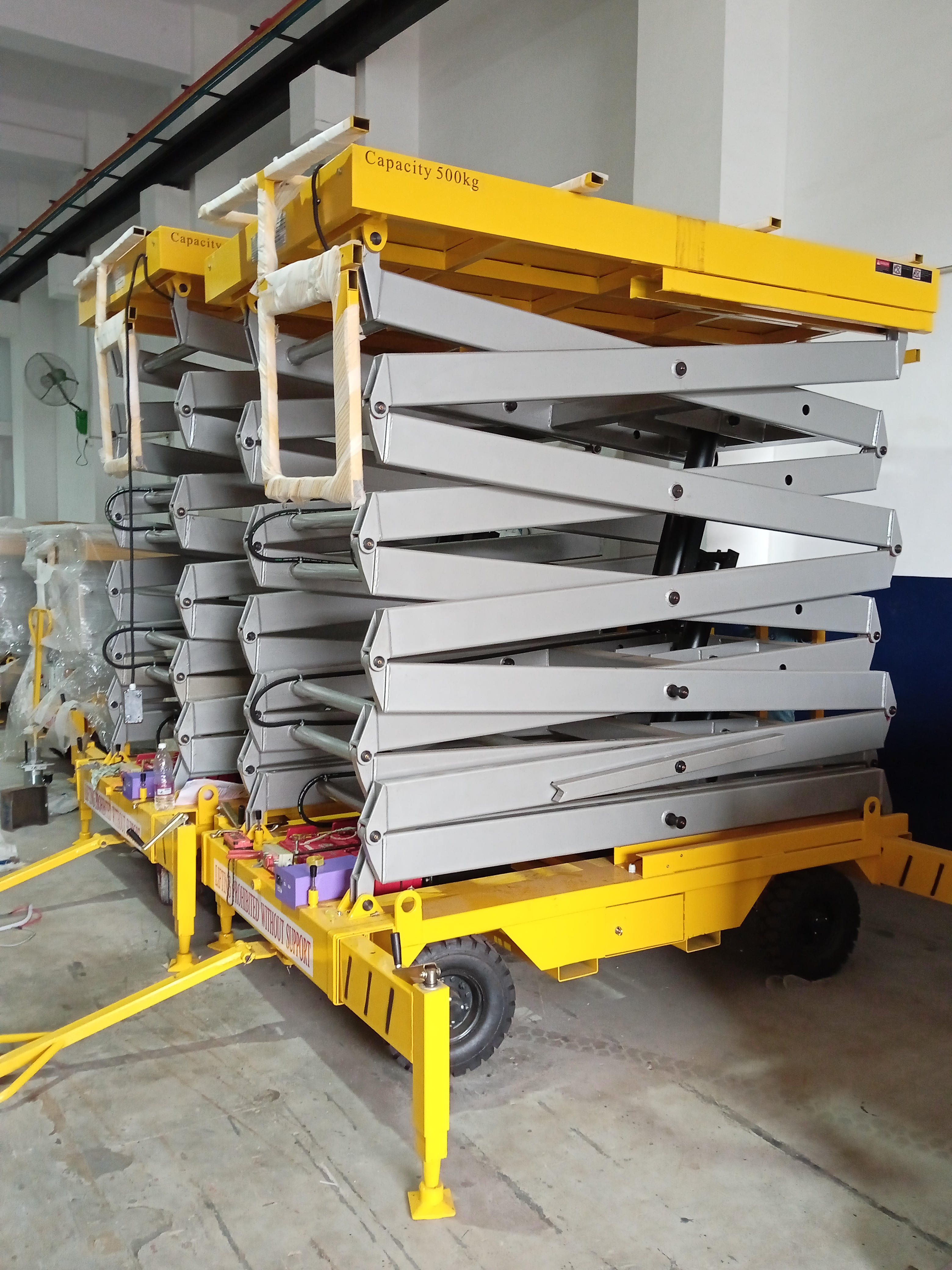 Semi Electric Scissors Lift