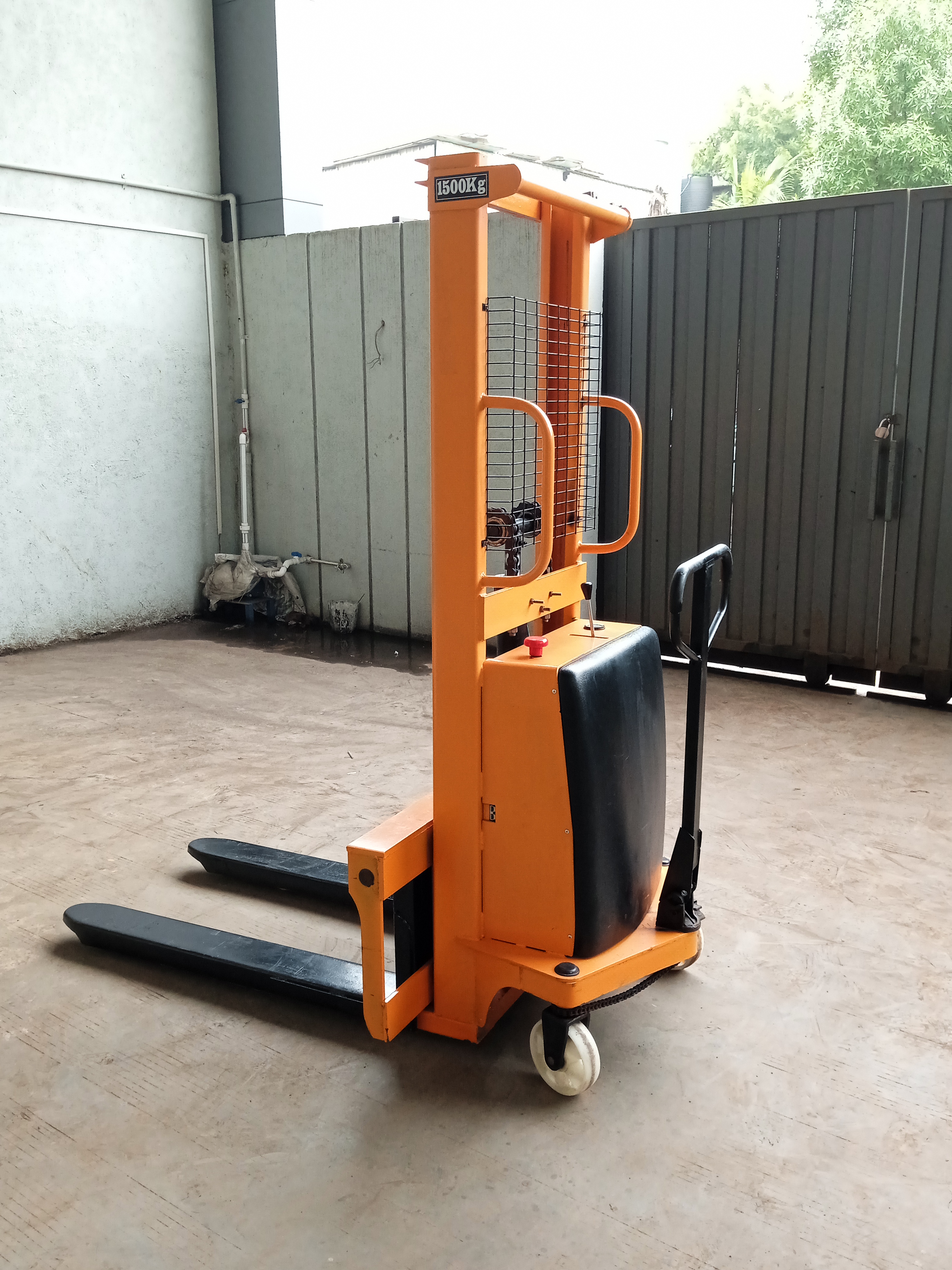 Mild Steel Warehouse Stacker 