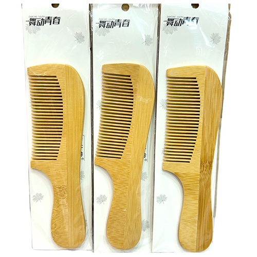 Wooden Comb - Color: Brown