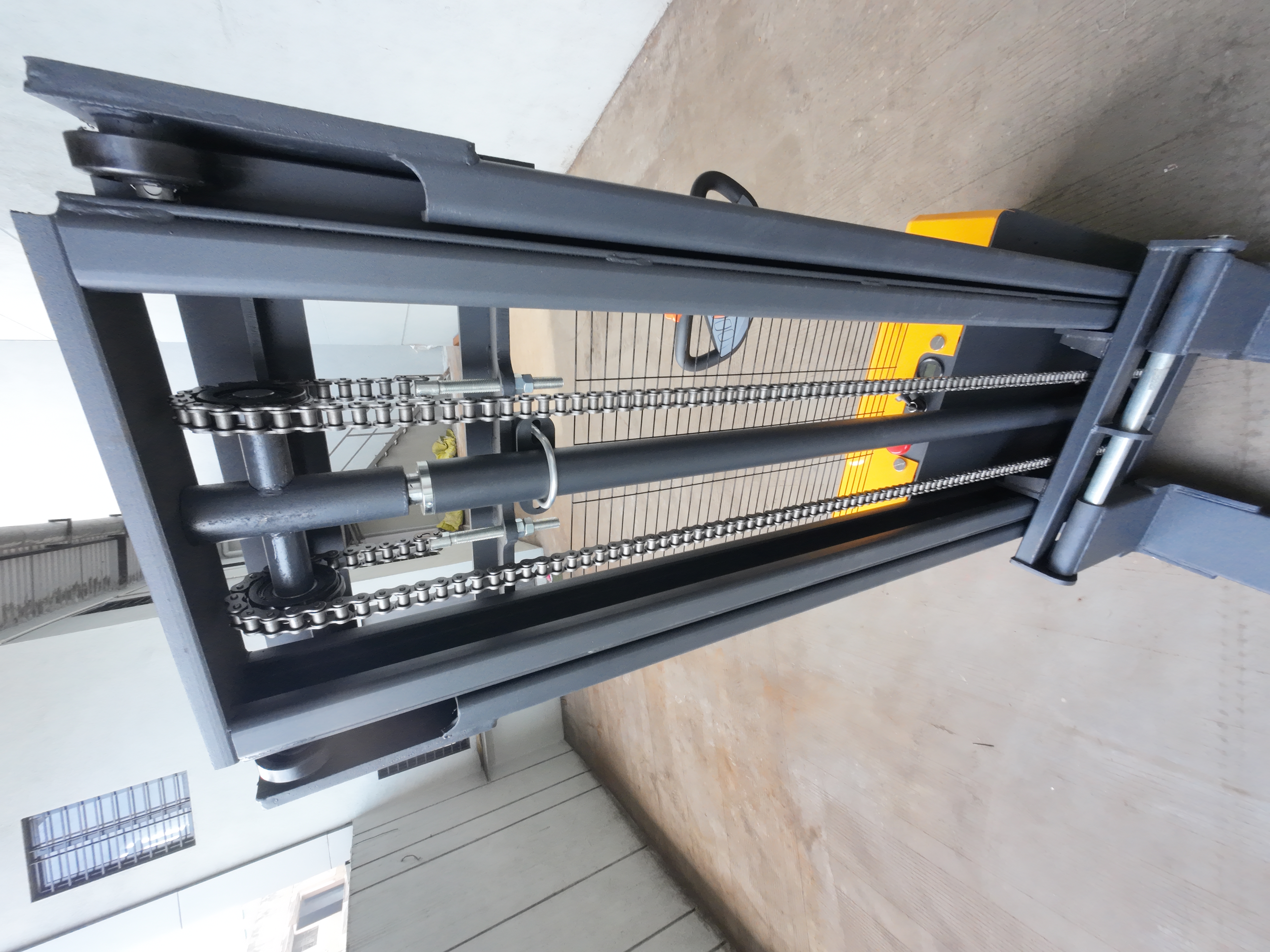 Electric Pallet Stackers - Electric Power Lifting Height 1.6-3.5 Meters | Eco-friendly Low Maintenance Quiet Operation Increased Efficiency Strong Design In Yellow And Black