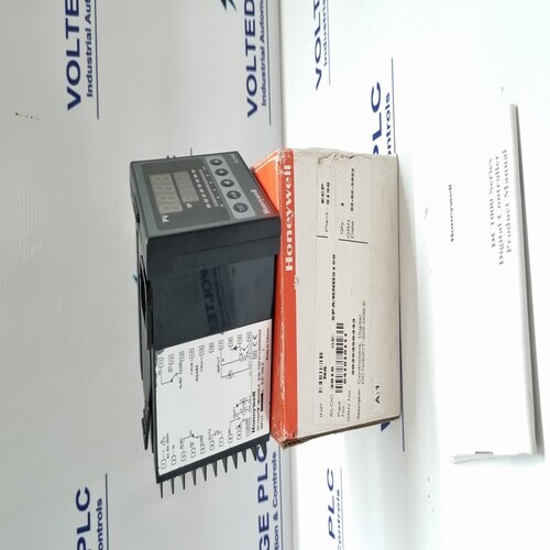 HONEYWELL DC1040 TEMPERATURE CONTROLLER DC1040CT-30200B-E