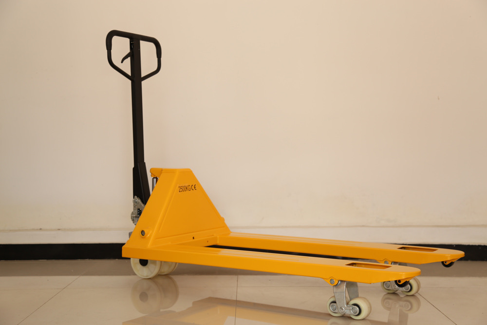 Hand Pallet Truck 3 Ton - Attributes: Strong